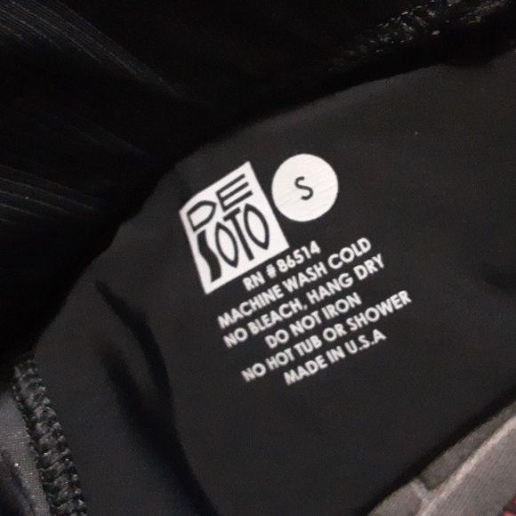 De soto Women’s Riviera Tri Short biker short performance black size S - Picture 8 of 11